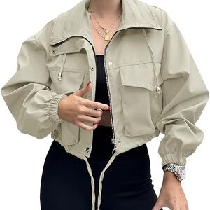 Women’s Cropped Zip-Up Utility Jacket – Lightweight Oversized Coat with Pockets